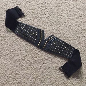 Studded Wide Stretch Elastic Belt